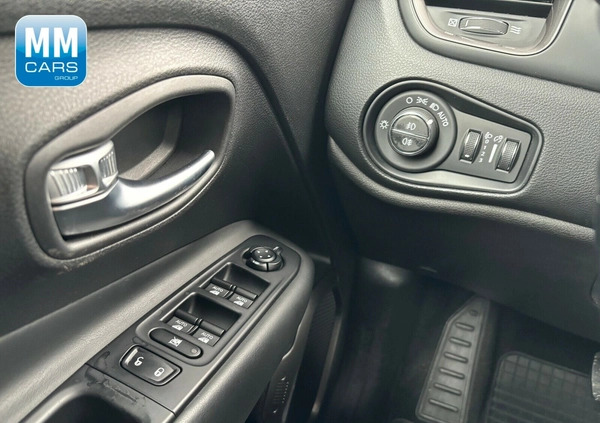 Jeep Renegade cena 80850 przebieg: 93300, rok produkcji 2019 z Nowy Targ małe 154